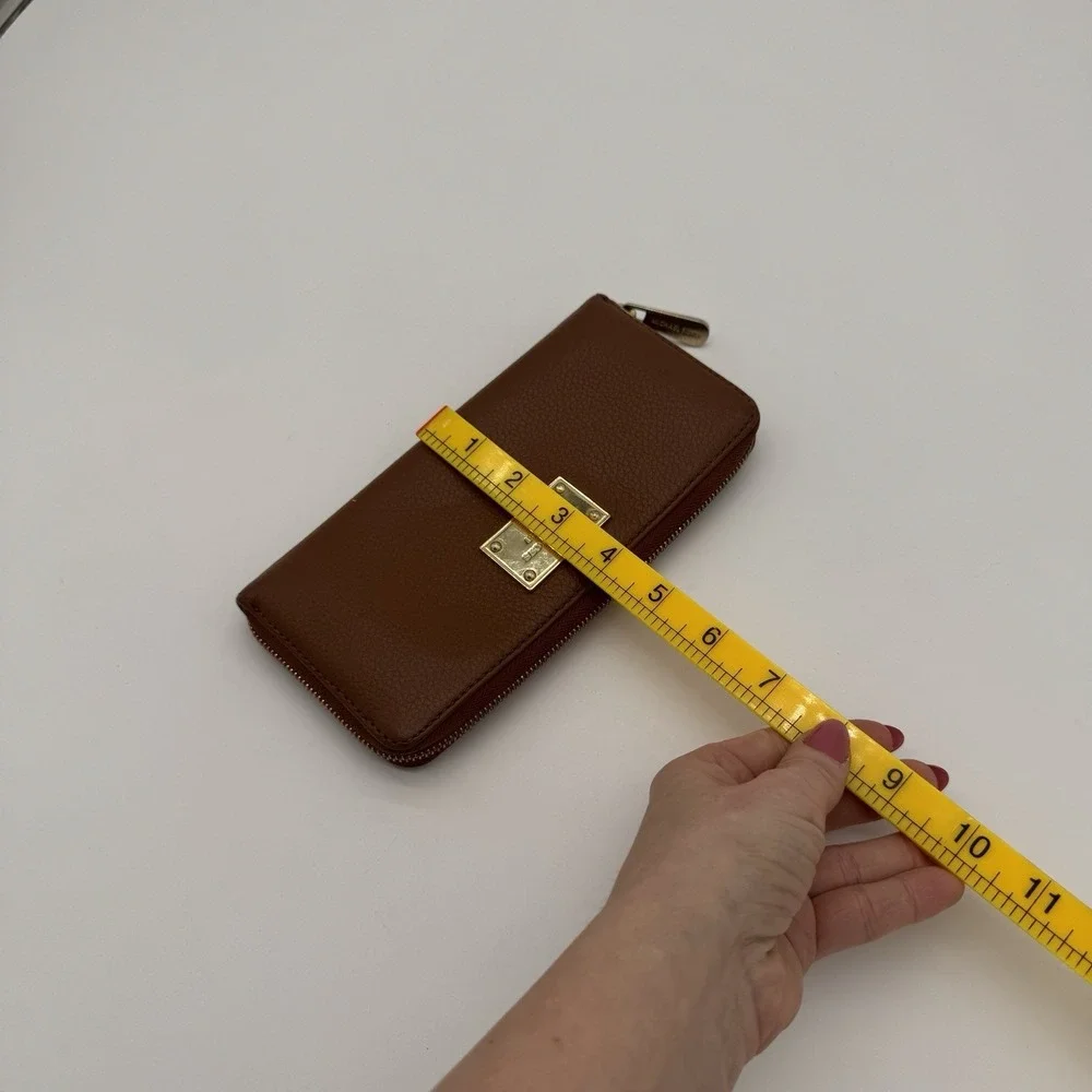 Michael Kors Jet Set Brown Pebbled Leather Zip Around Wallet Gold Logo‎